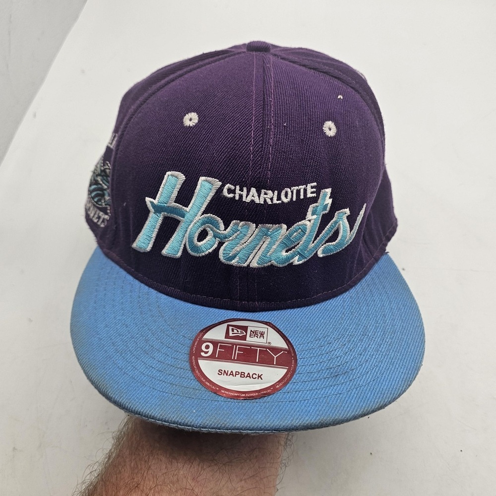 Charlotte Hornets Hat Cap Snap Back Mens One Size Purple NBA Mitchell & Ness